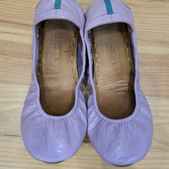 Tieks Lavender Flats with Turquoise Soles - Picture 3 of 5
